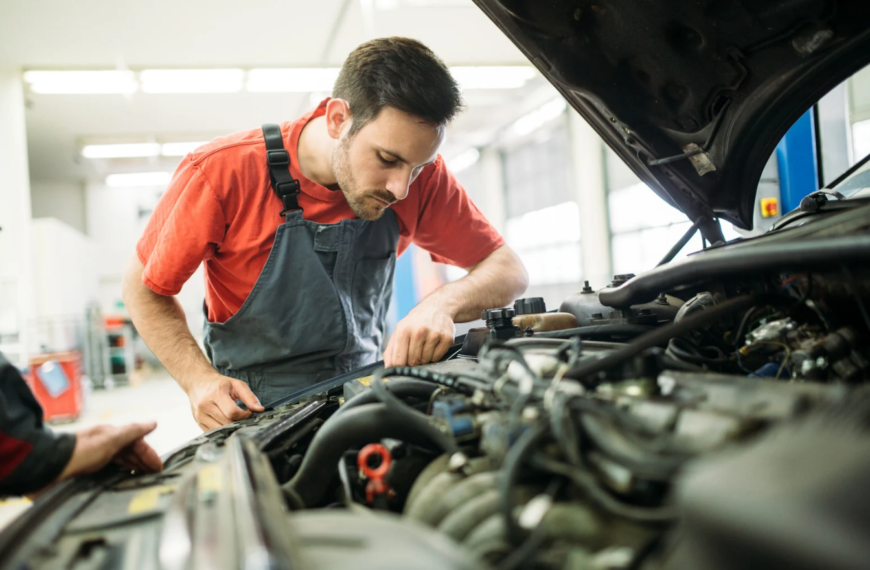 Alternator: Jakie są objawy uszkodzenia alternatora i jak go naprawić?