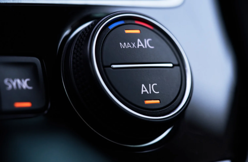 Klimatyzacja: Jak prawidłowo dbać o klimatyzację w samochodzie?