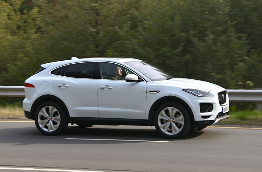 Jaguar E-Pace – opinie, cena, dane techniczne, wymiary, spalanie, osiągi