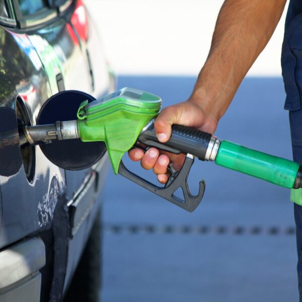 Najczęstsze błędy przy tankowaniu paliwa i jak ich unikać
