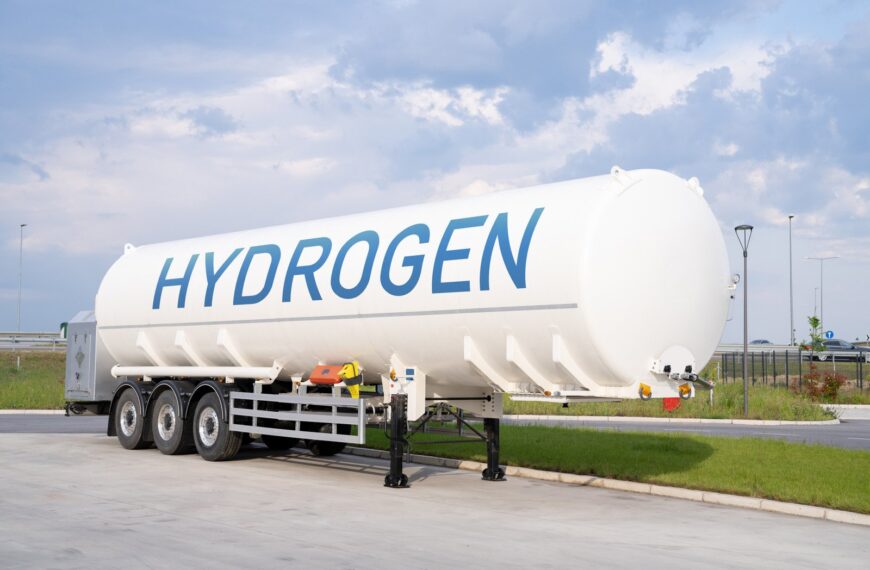 Jakie są zalety i wyzwania posiadania samochodu na wodór?